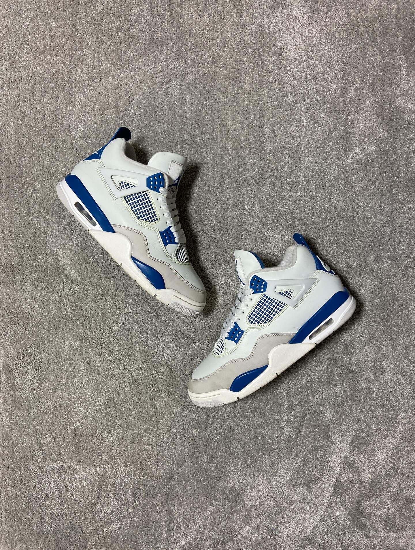 Jordan 4 Retro Military Blue