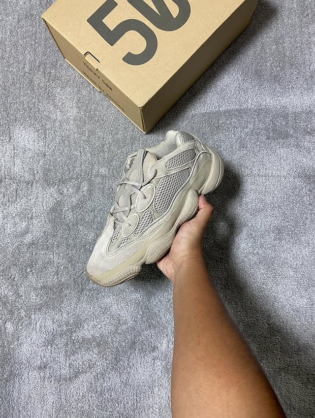 Yeezy 500 Taupe Ligth