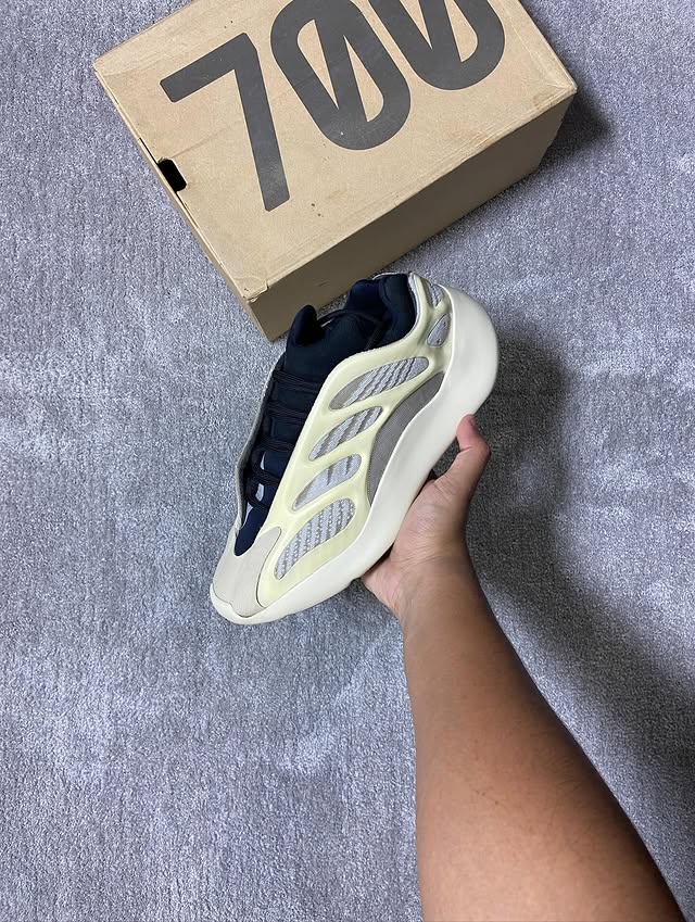 Yeezy 700 V3 Azael