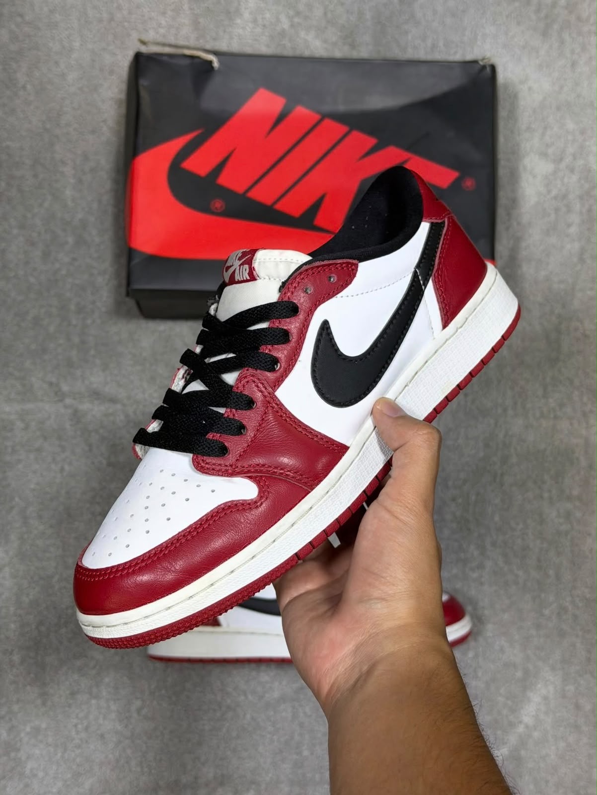 Jordan 1 Low Chicago