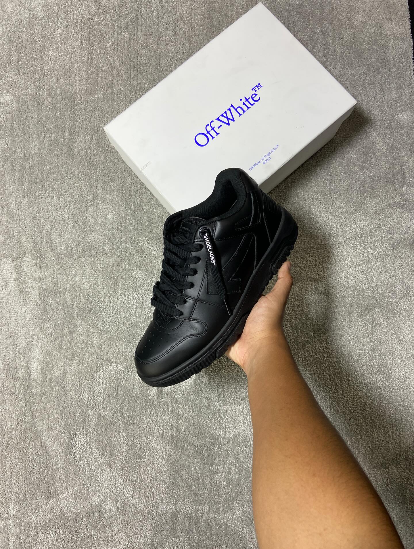 Out Of Office Low Black