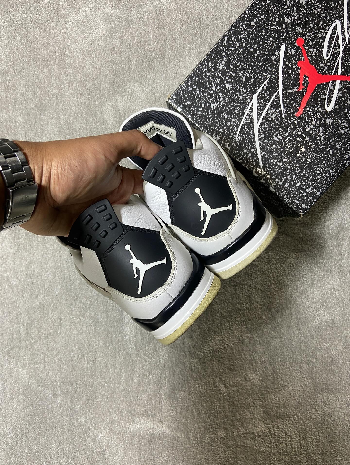 Jordan 4 Military Black