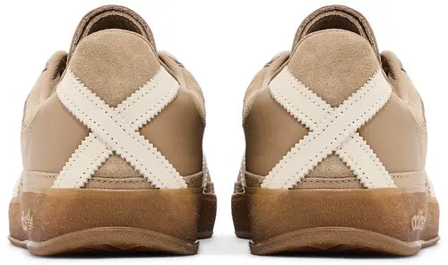 Gazelle Indoor Bad Bunny Lionel Messi