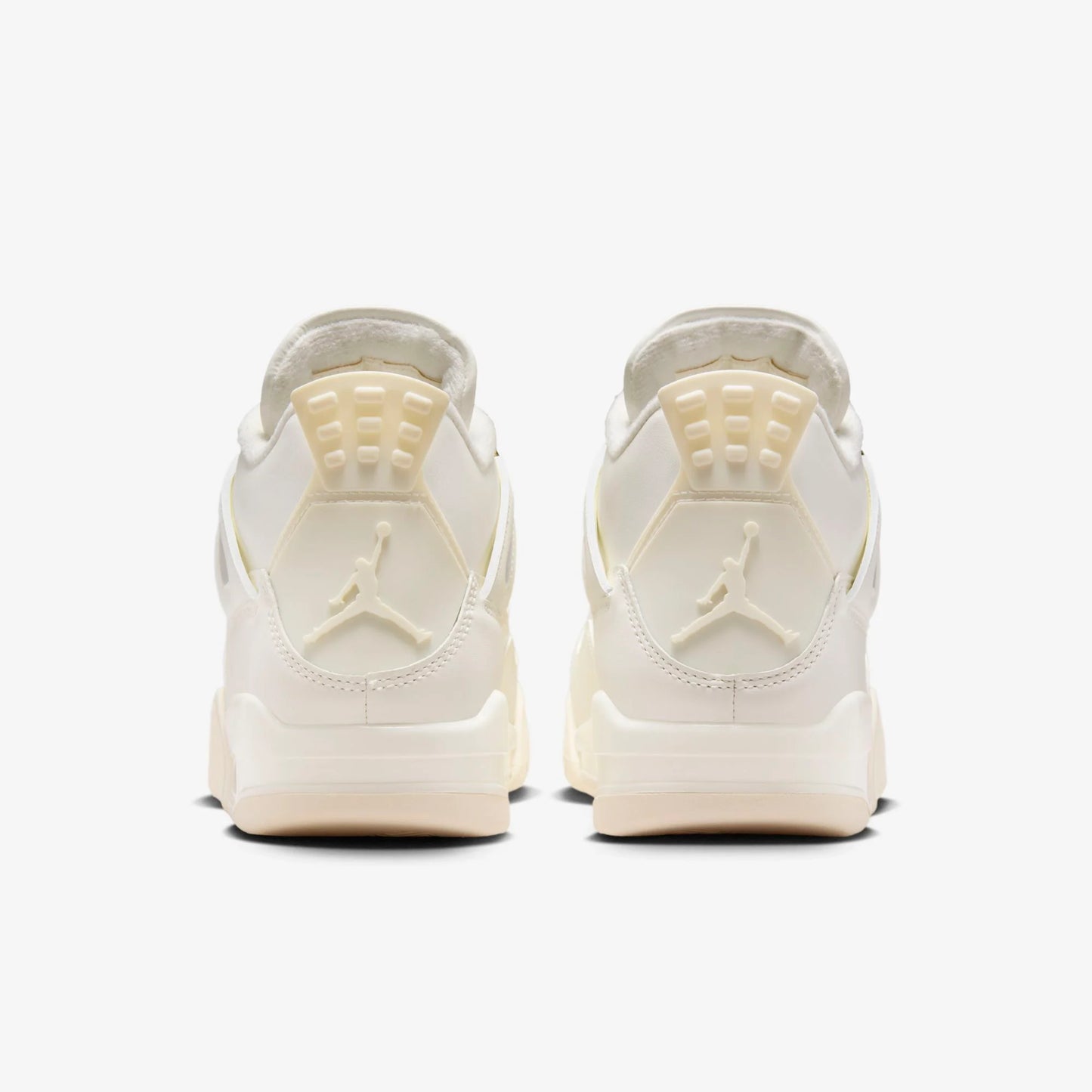 Jordan 4 Metalic Gold