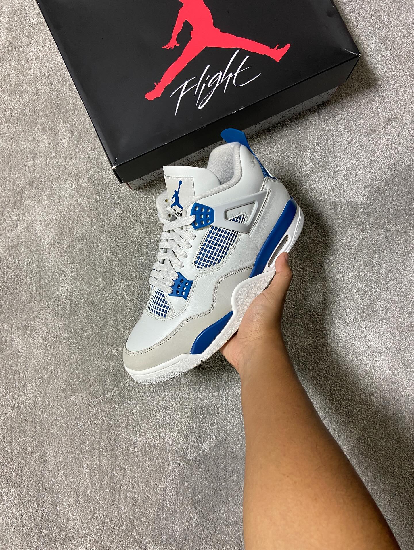 Jordan 4 Industrial Blue