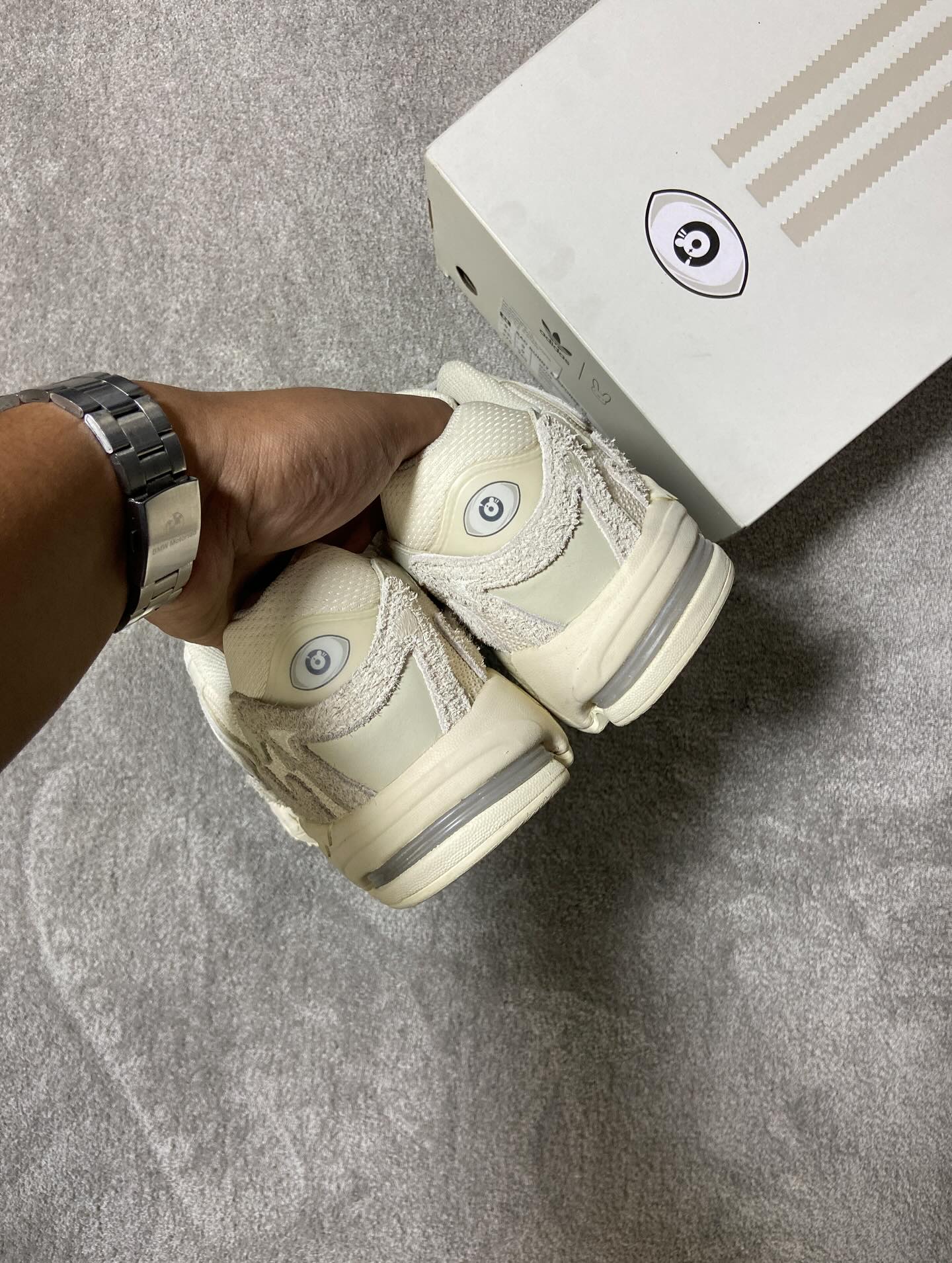 Response CL Bad Bunny Wonder White