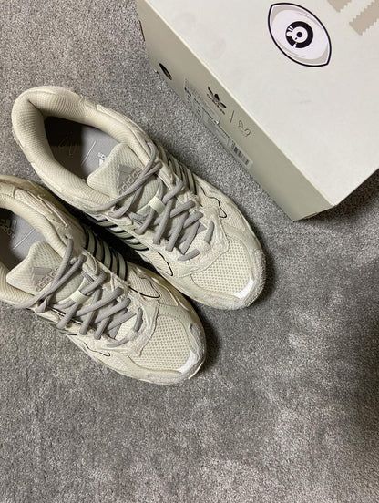 Response CL Bad Bunny Wonder White