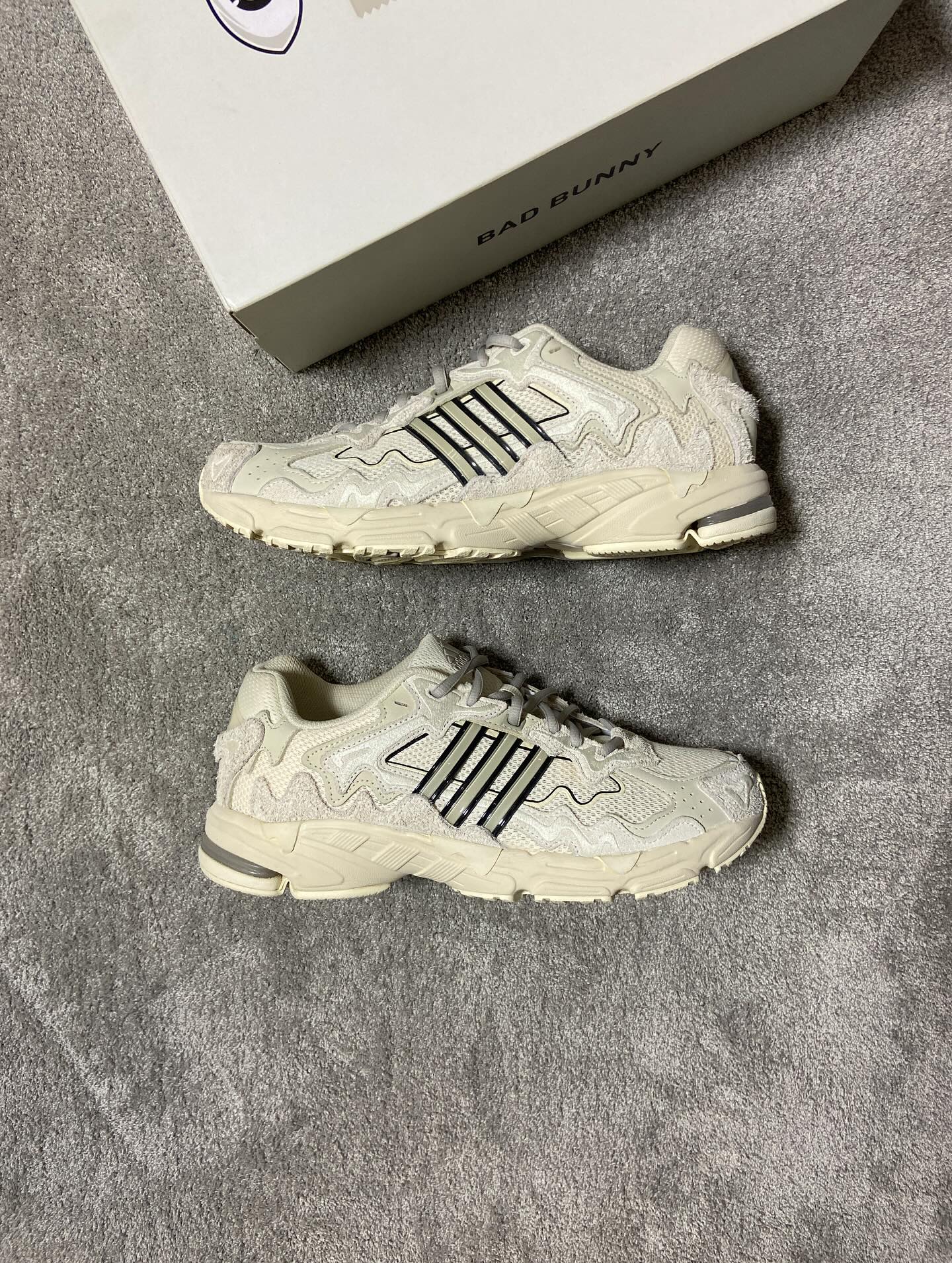 Response CL Bad Bunny Wonder White