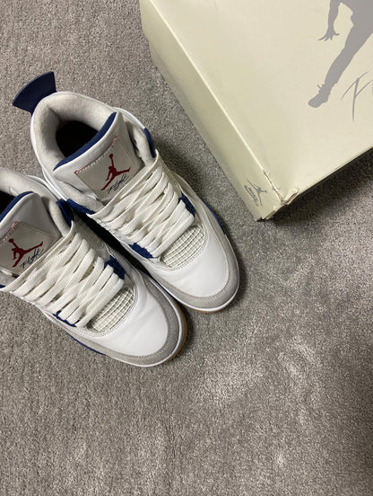 Jordan 4 Retro SB Navy