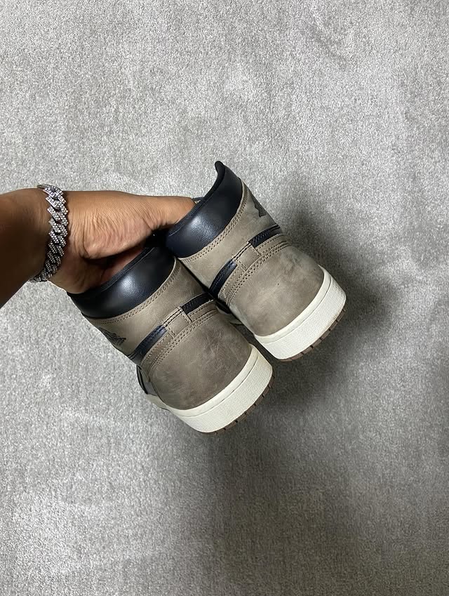 Jordan 1 Retro High Palomino