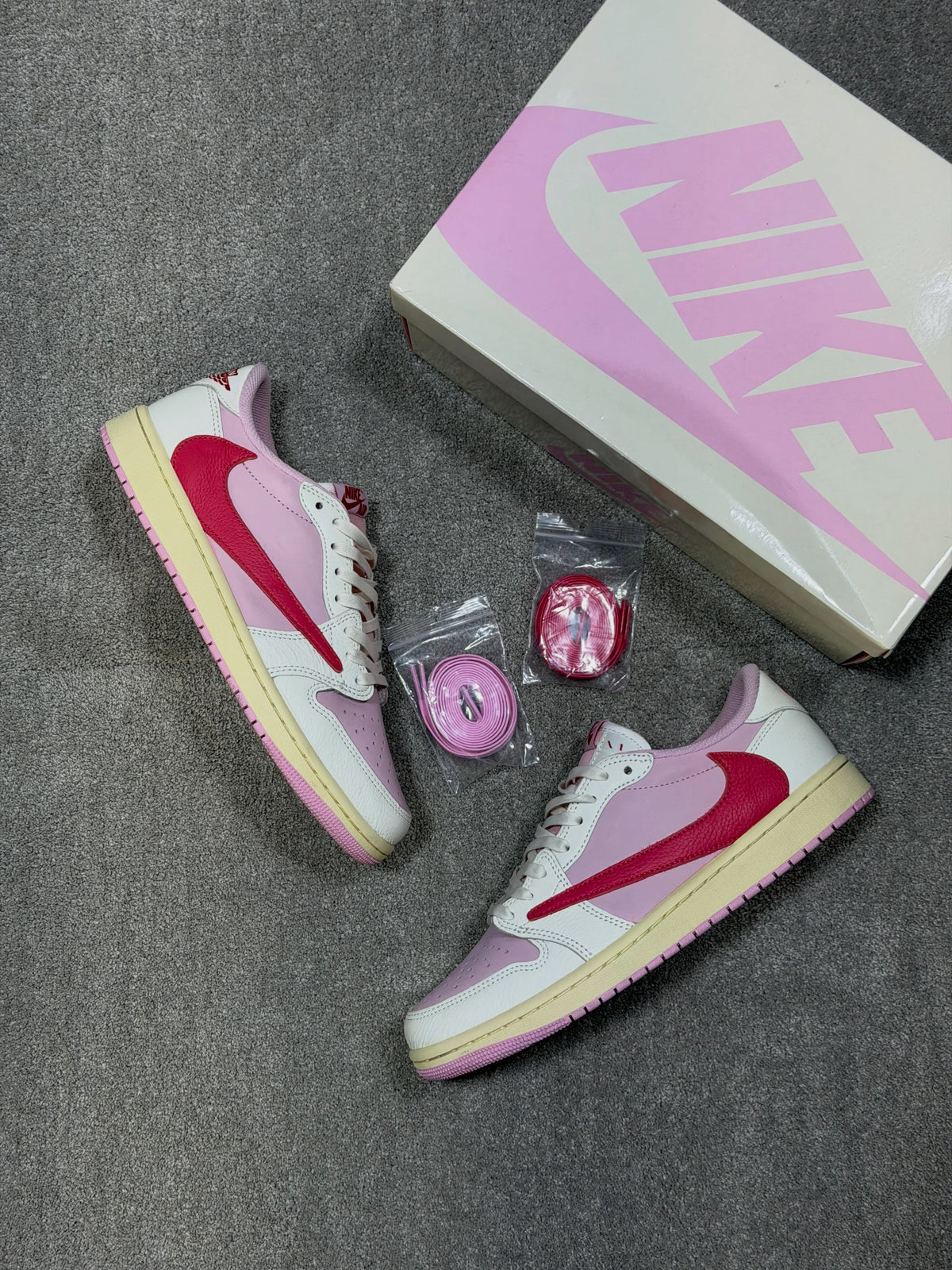 Jordan 1 Low Travis Scott Sail Tropical Pink
