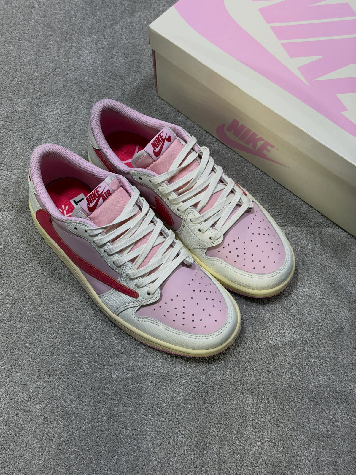 Jordan 1 Low Travis Scott Sail Tropical Pink