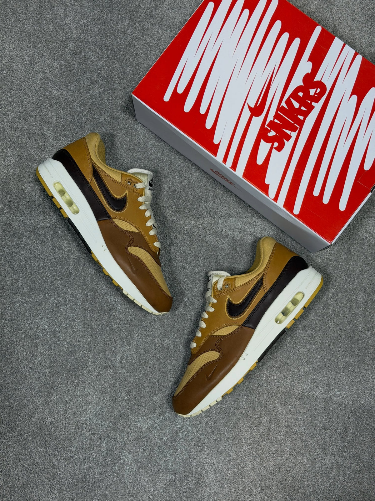 Air Max 1 SNKRS Day Brown