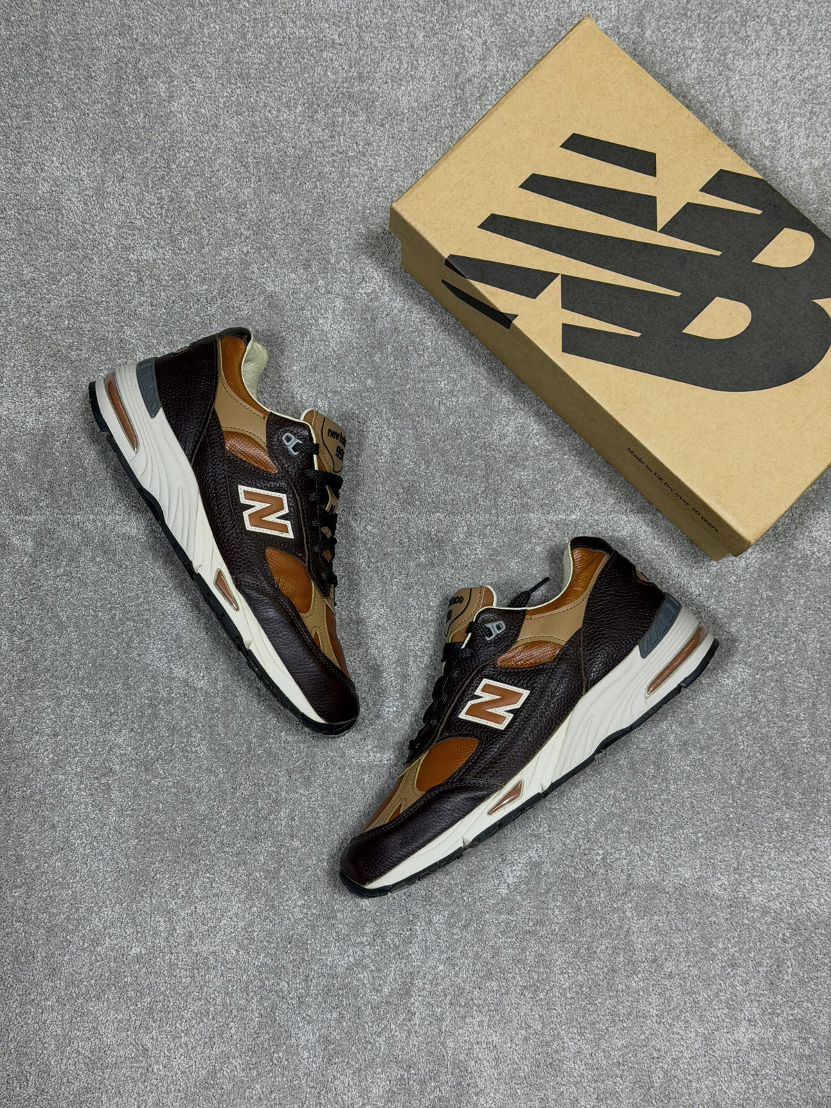 New Balance 991 miUK Chocolate Plum