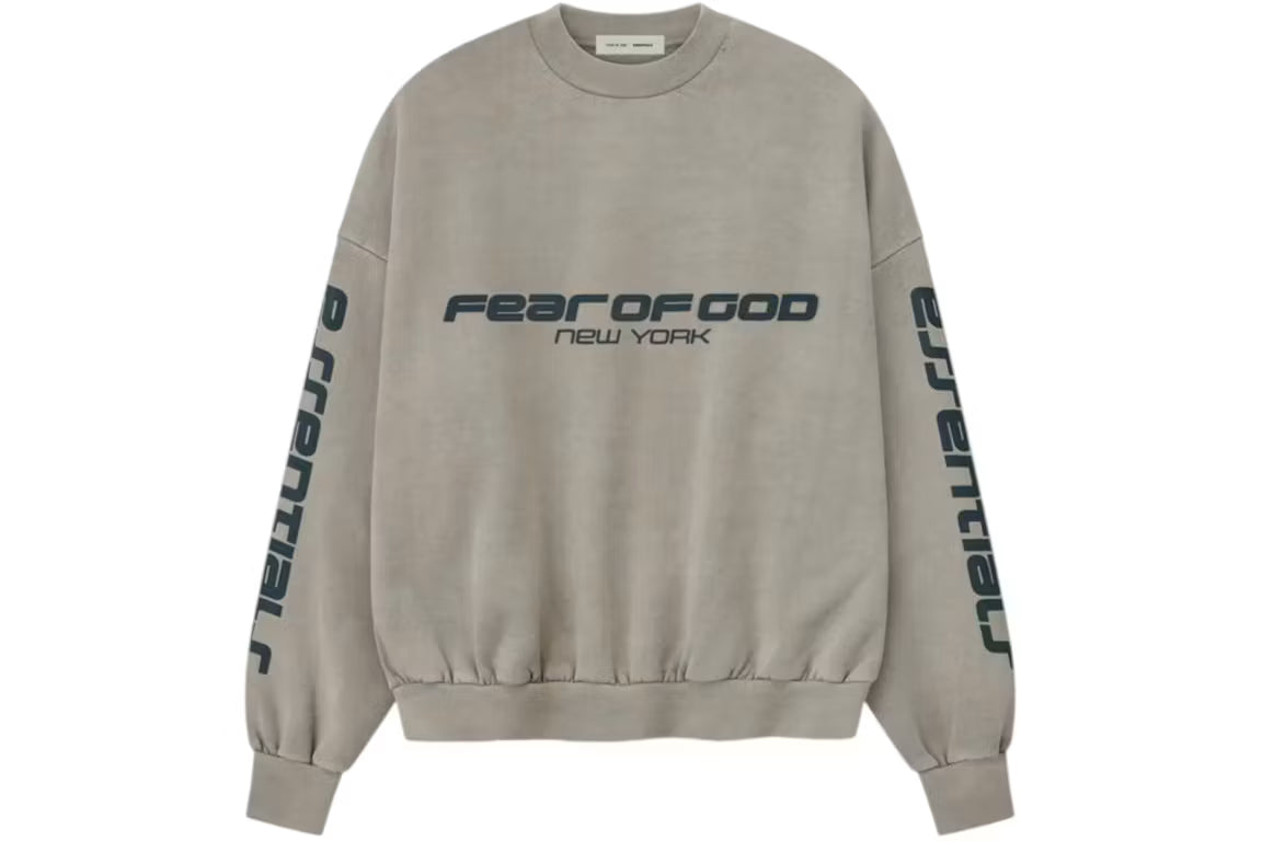Fear of God Essentials Heavy Fleece Cropped Relaxed Sweatshirt Smoke Grey