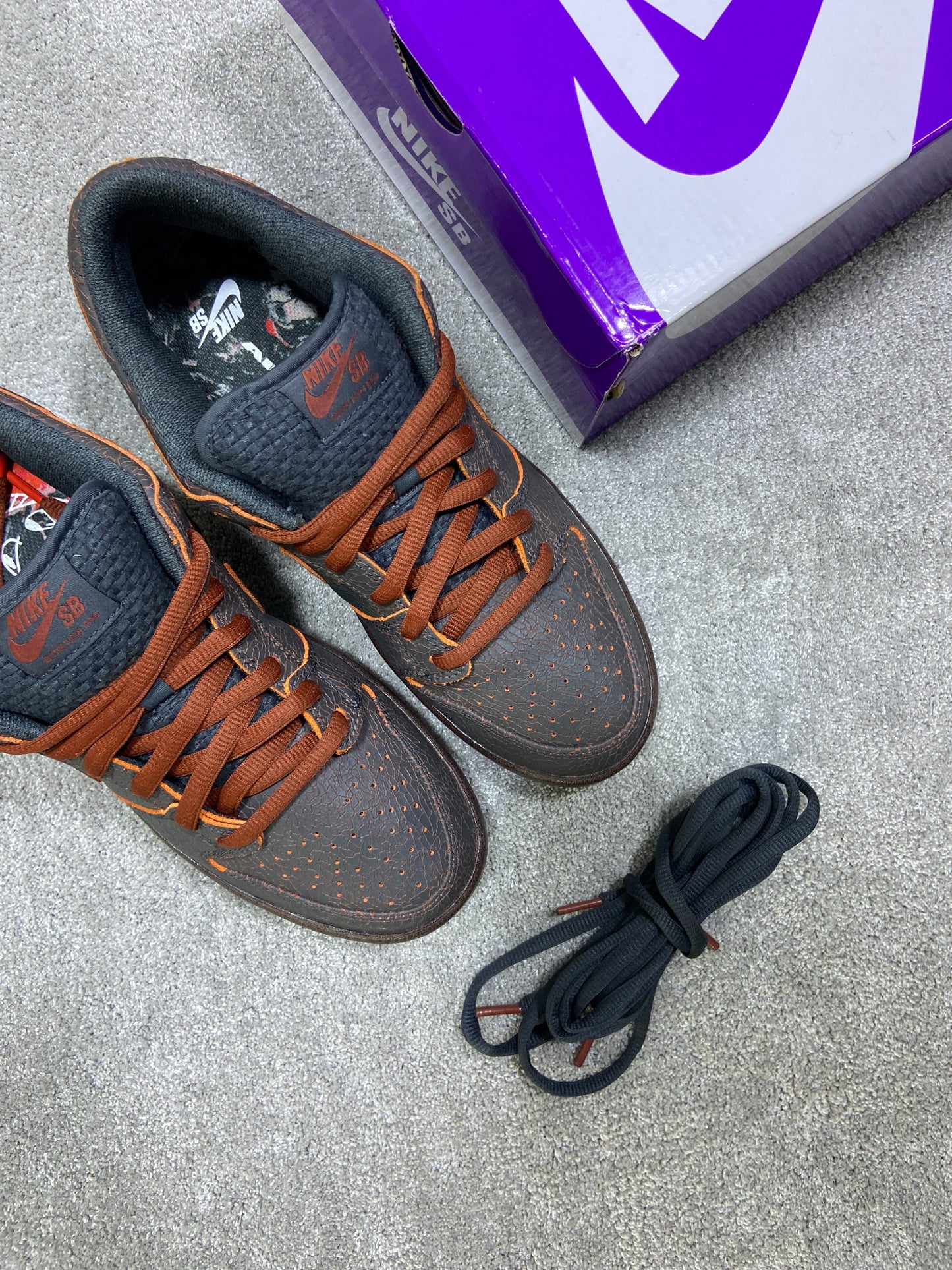 Dunk SB Low Krampus
