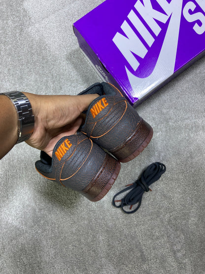 Dunk SB Low Krampus
