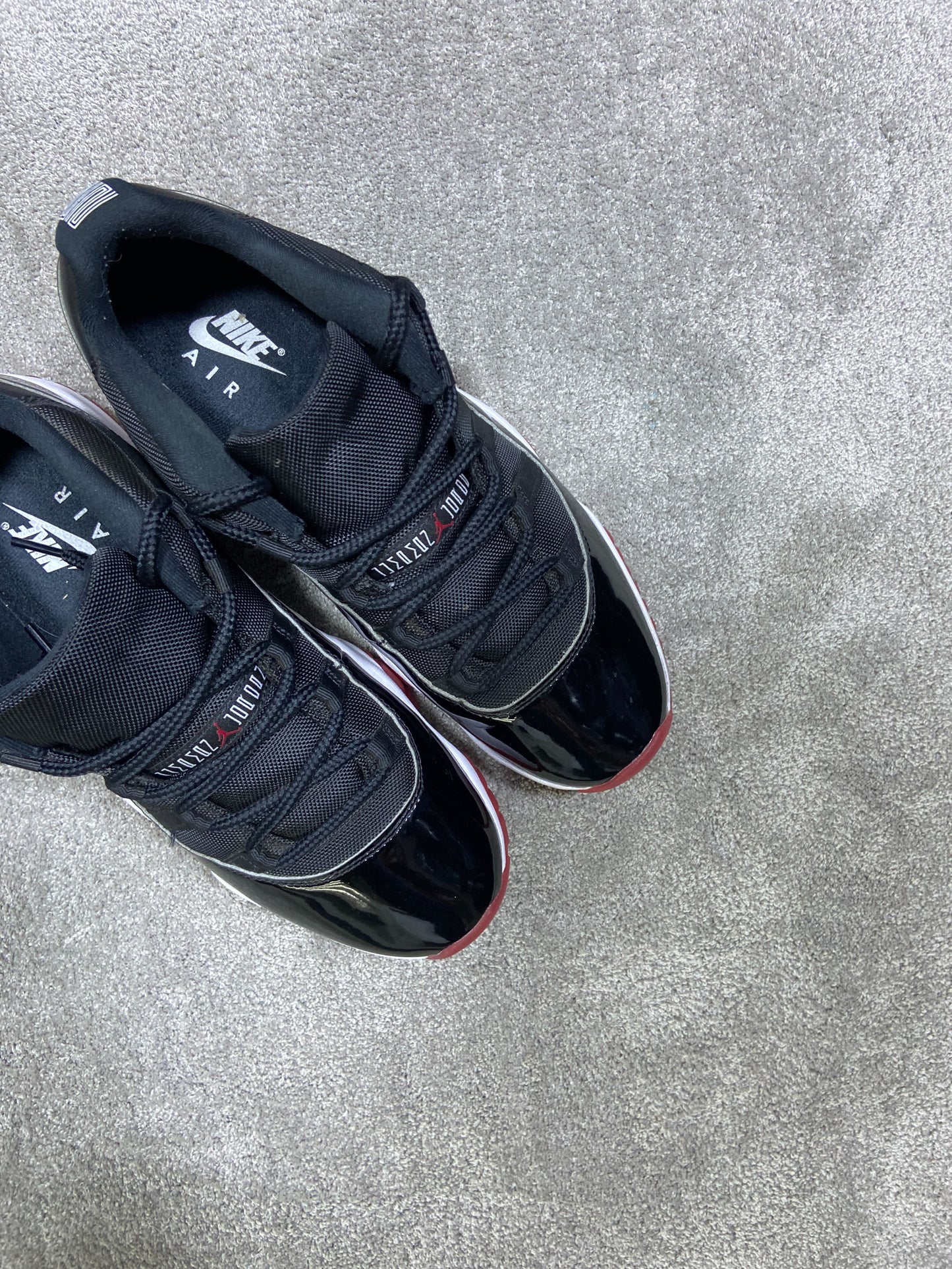 Jordan 11 Low Bred