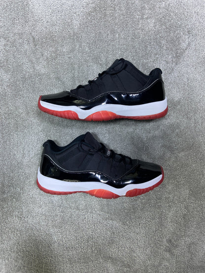 Jordan 11 Low Bred