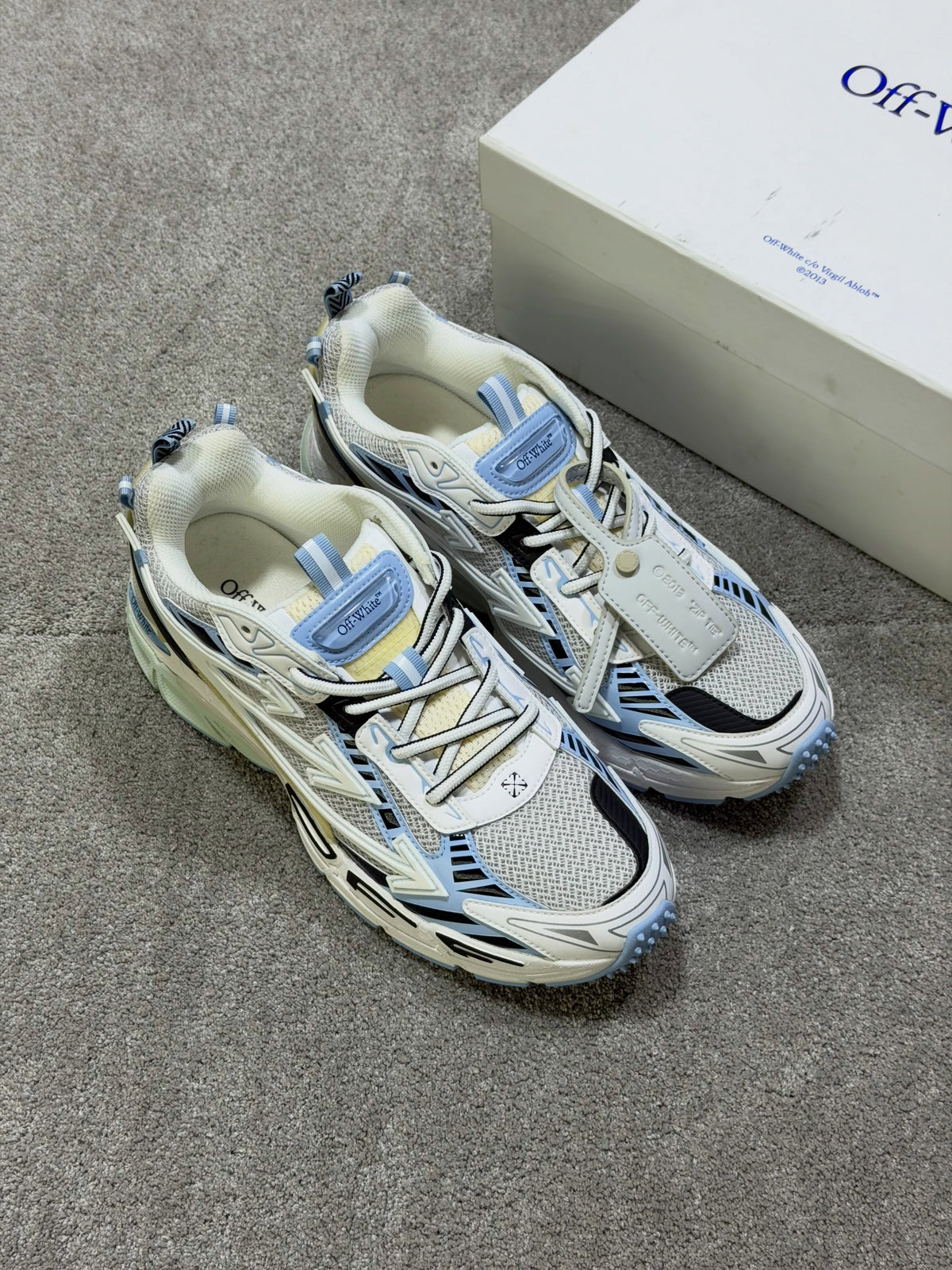 Off white Be Right Back White Light Blue