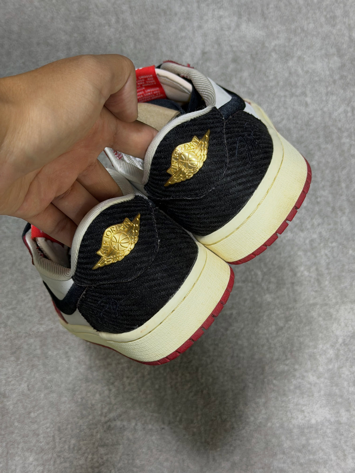 Jordan 1 Low Trophy Room
