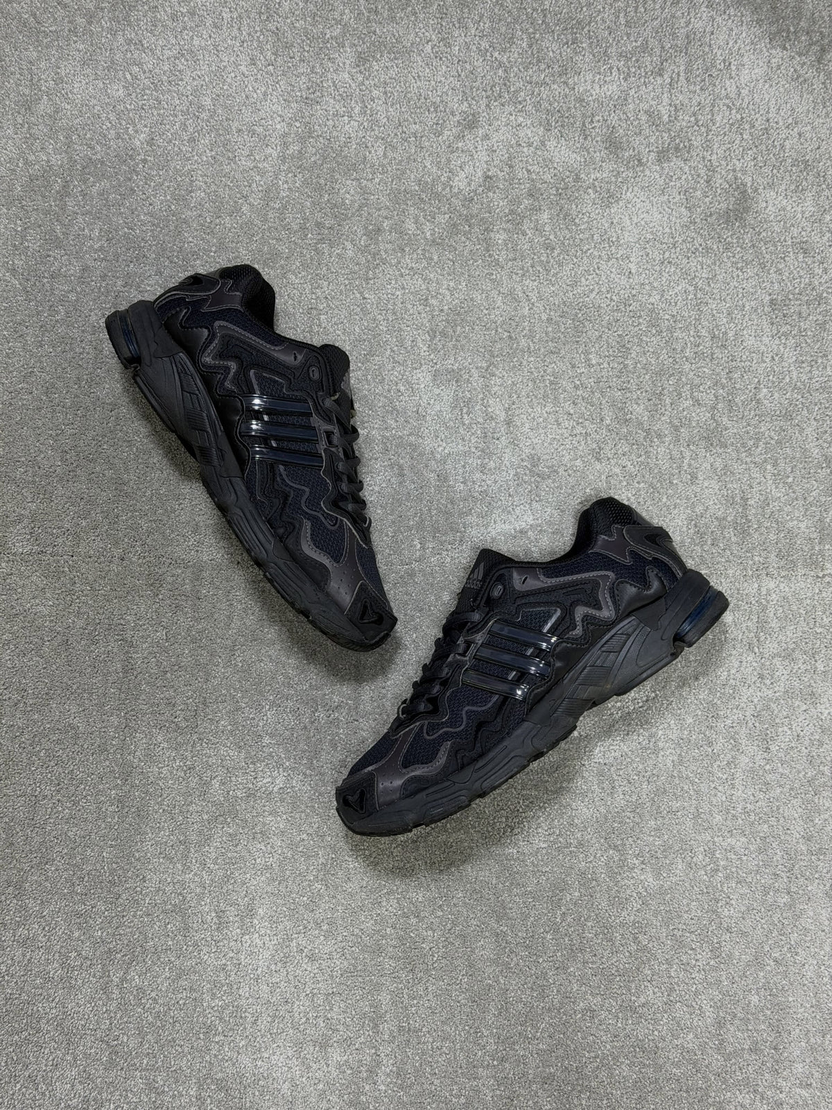 Response Bad Bunny Triple Black