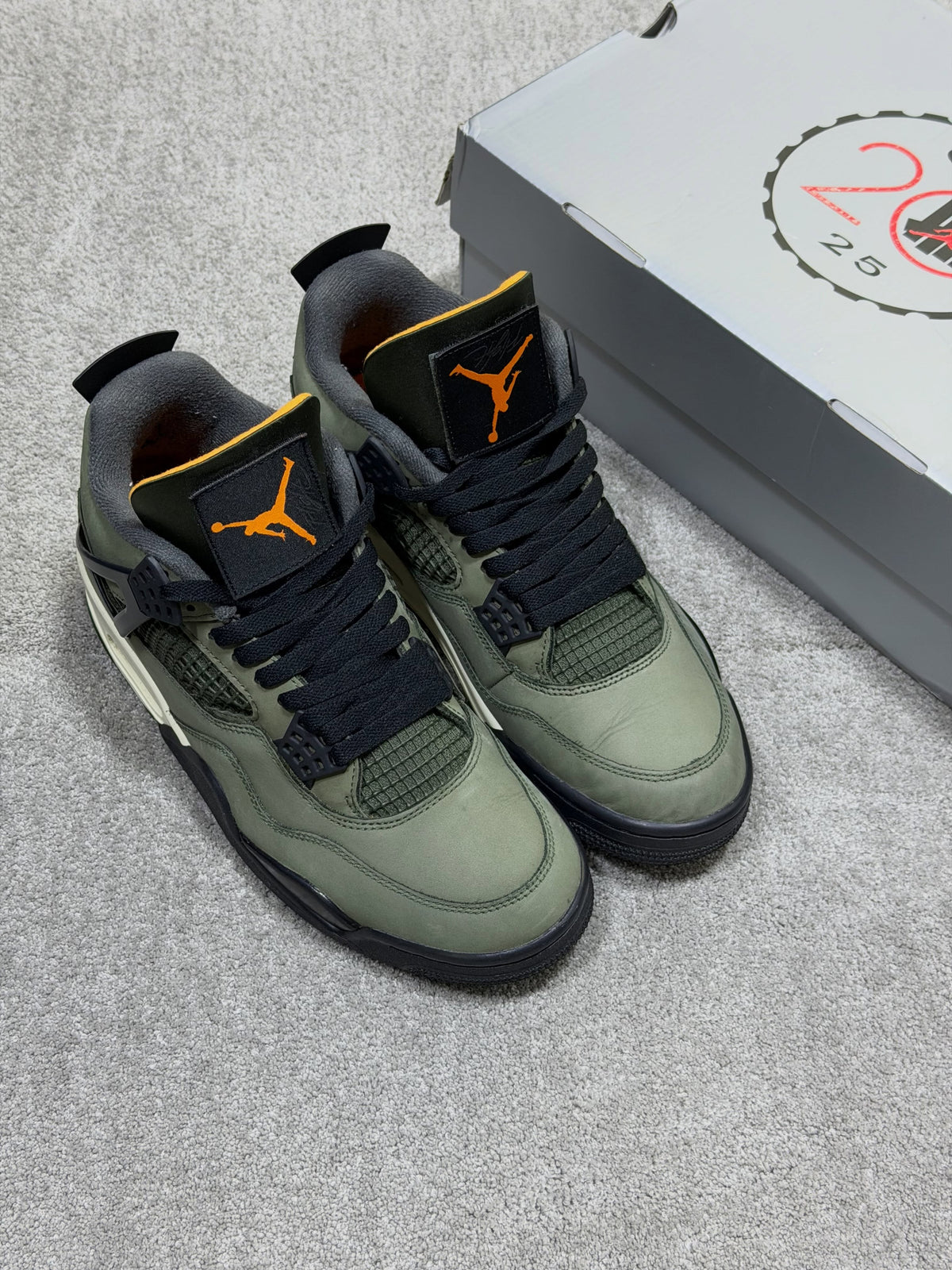 Jordan 4 Undefeated