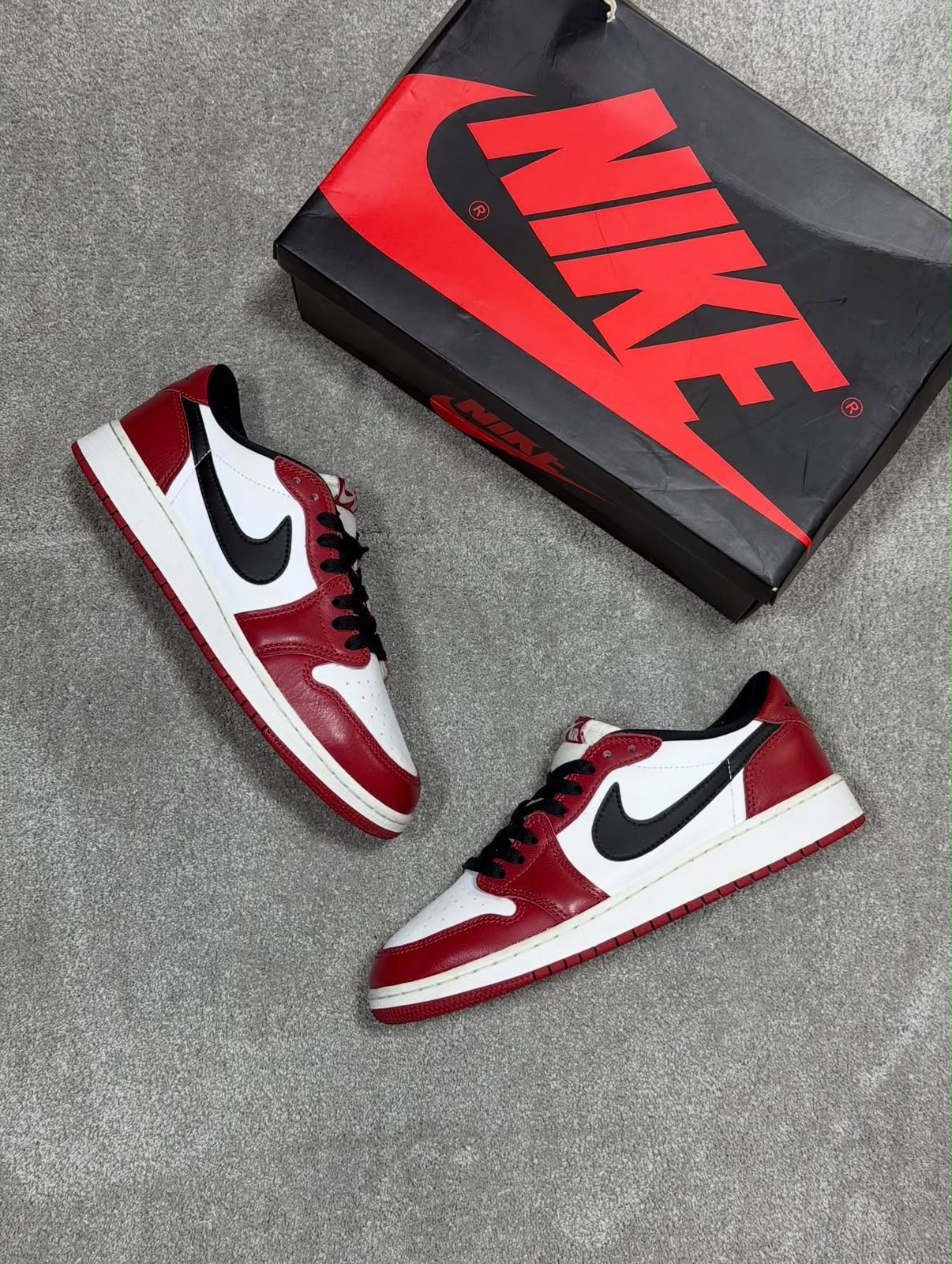 Jordan 1 Low Chicago