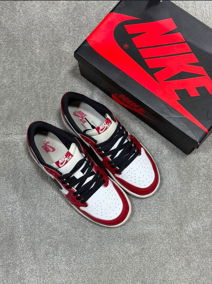 Jordan 1 Low Chicago