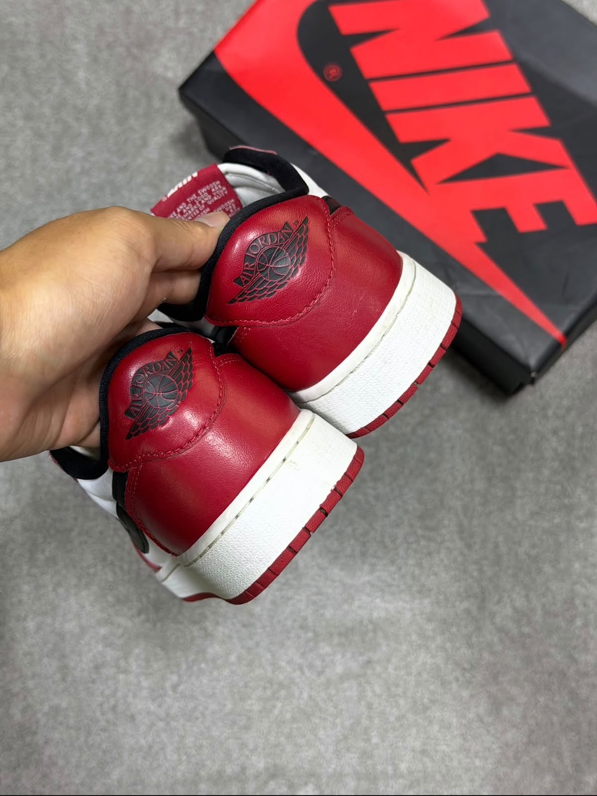 Jordan 1 Low Chicago