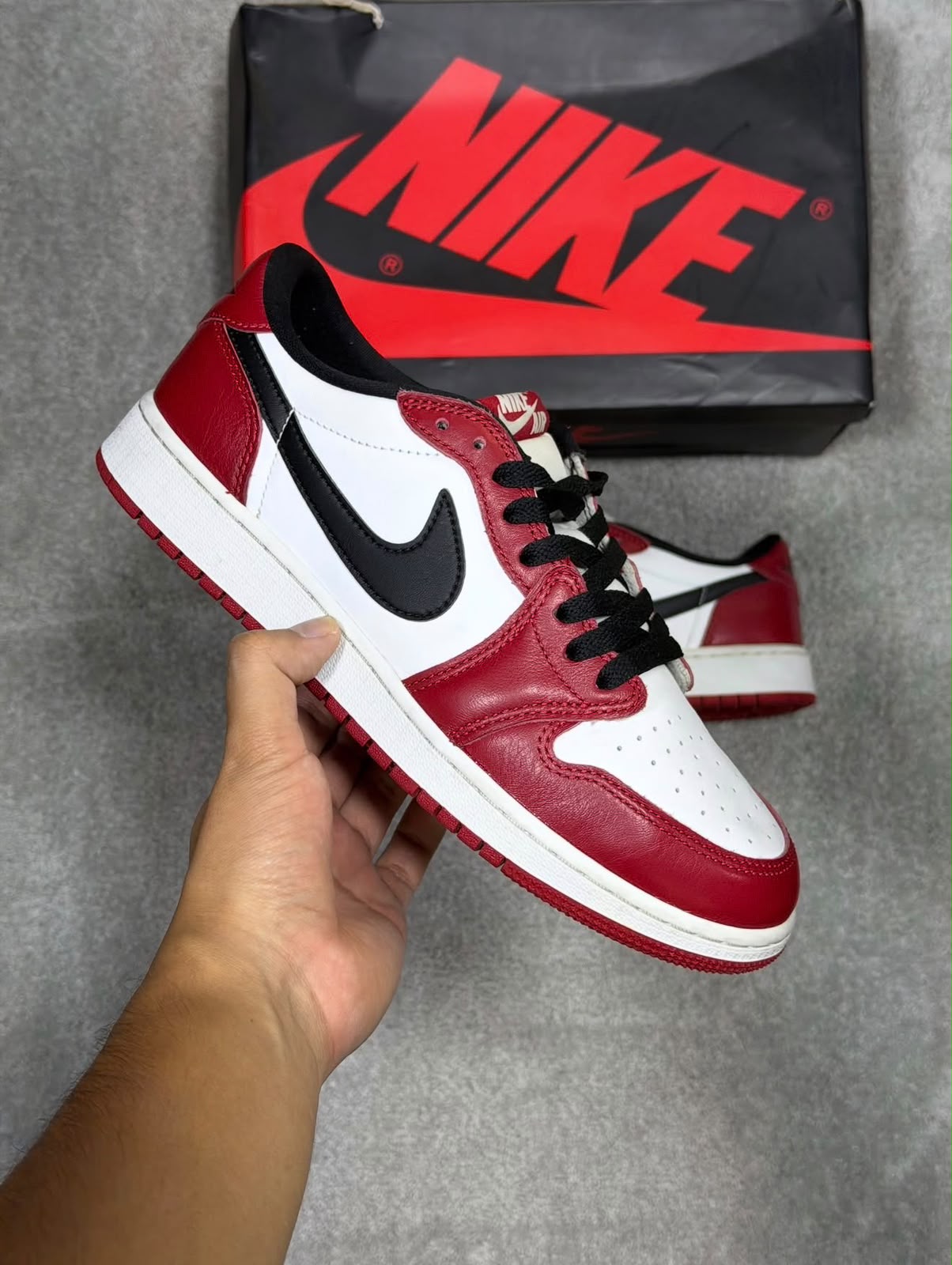 Jordan 1 Low Chicago