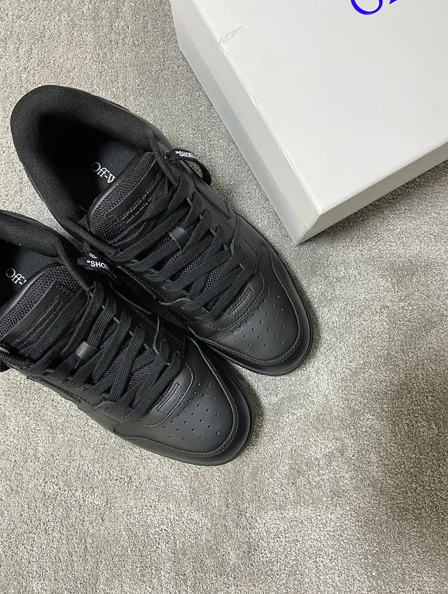 Out Of Office Low Black