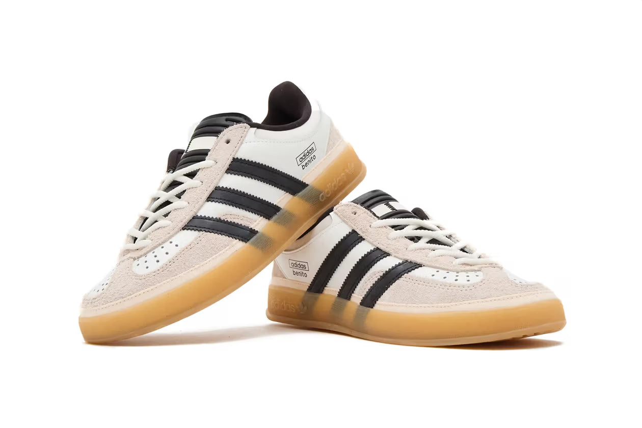 Gazelle Indoor Bad Bunny Benito