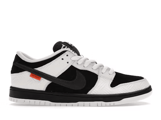 Dunk Low SB TIGHTBOOTH